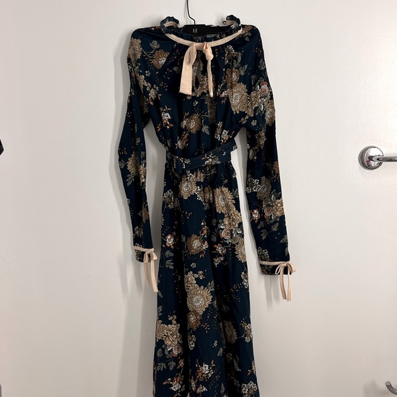 Unique Vintage Dress - Picture 1 of 3